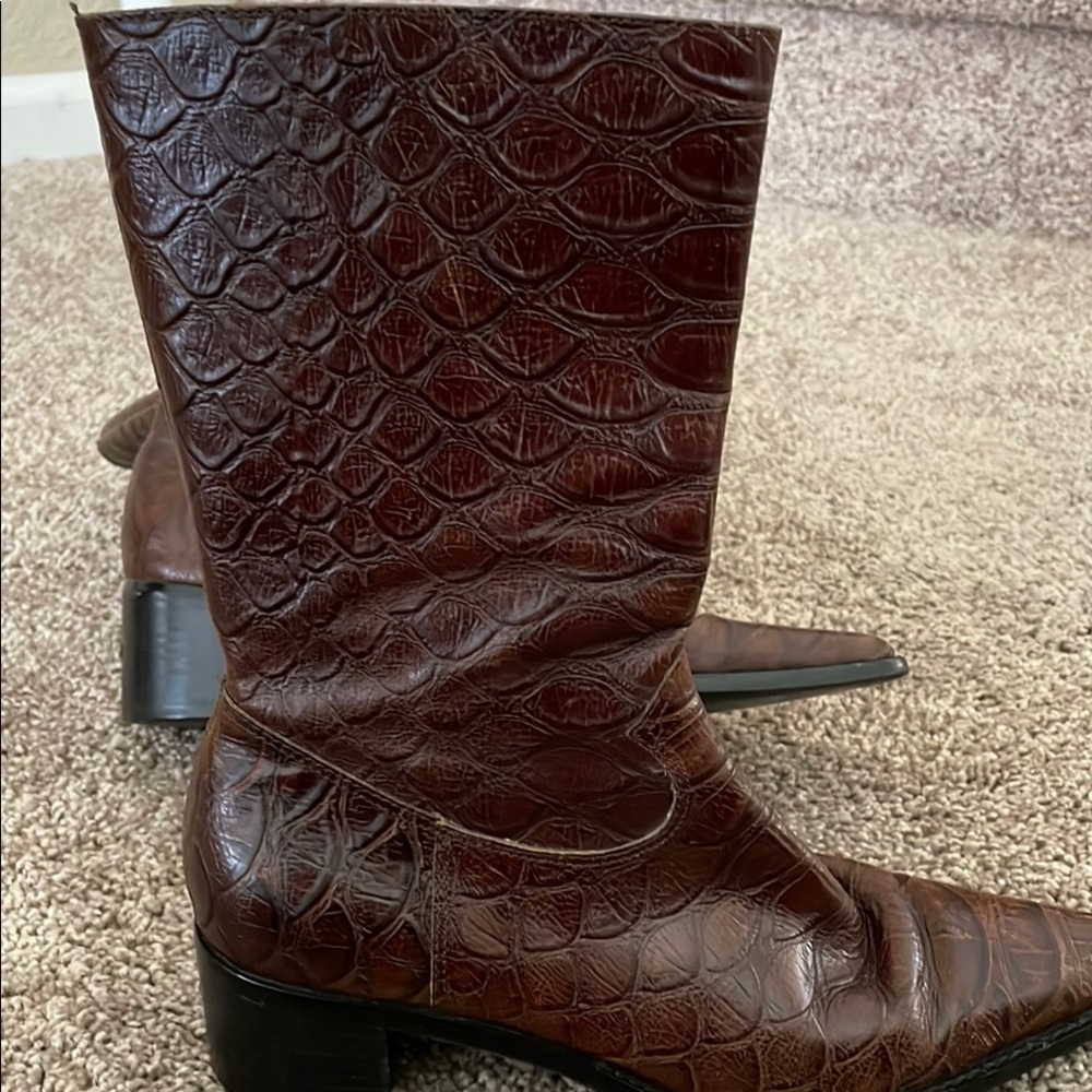 Brown Crocodile Pattern Leather Boots - image 4